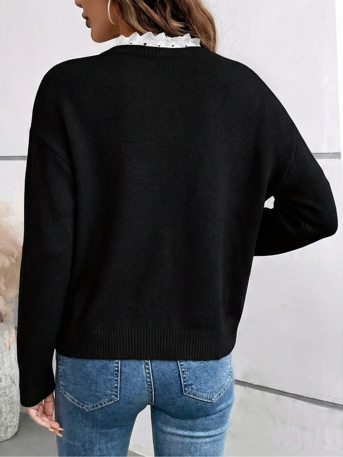 Celine | Jersey elegante con cuello de encaje y tacto de cachemir